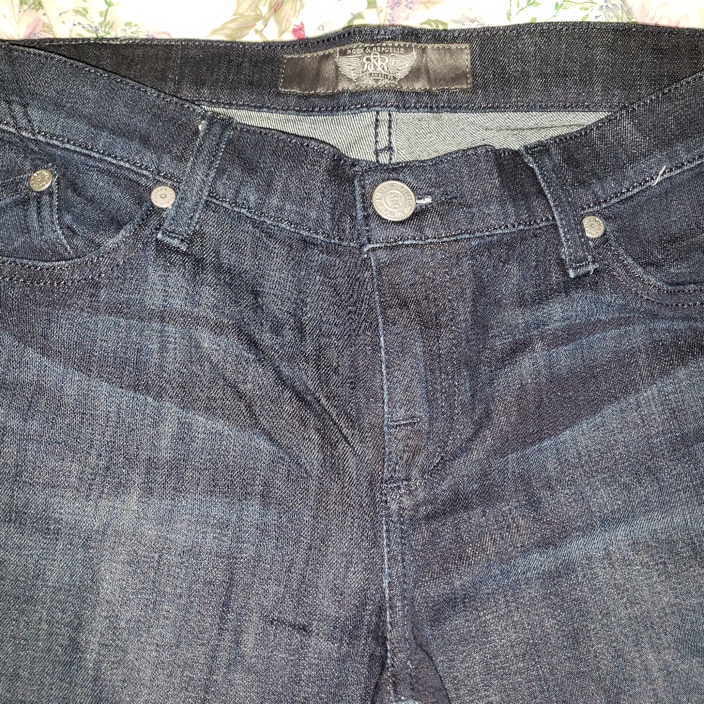 Rock And Republic Mid Rise Jean Brand New